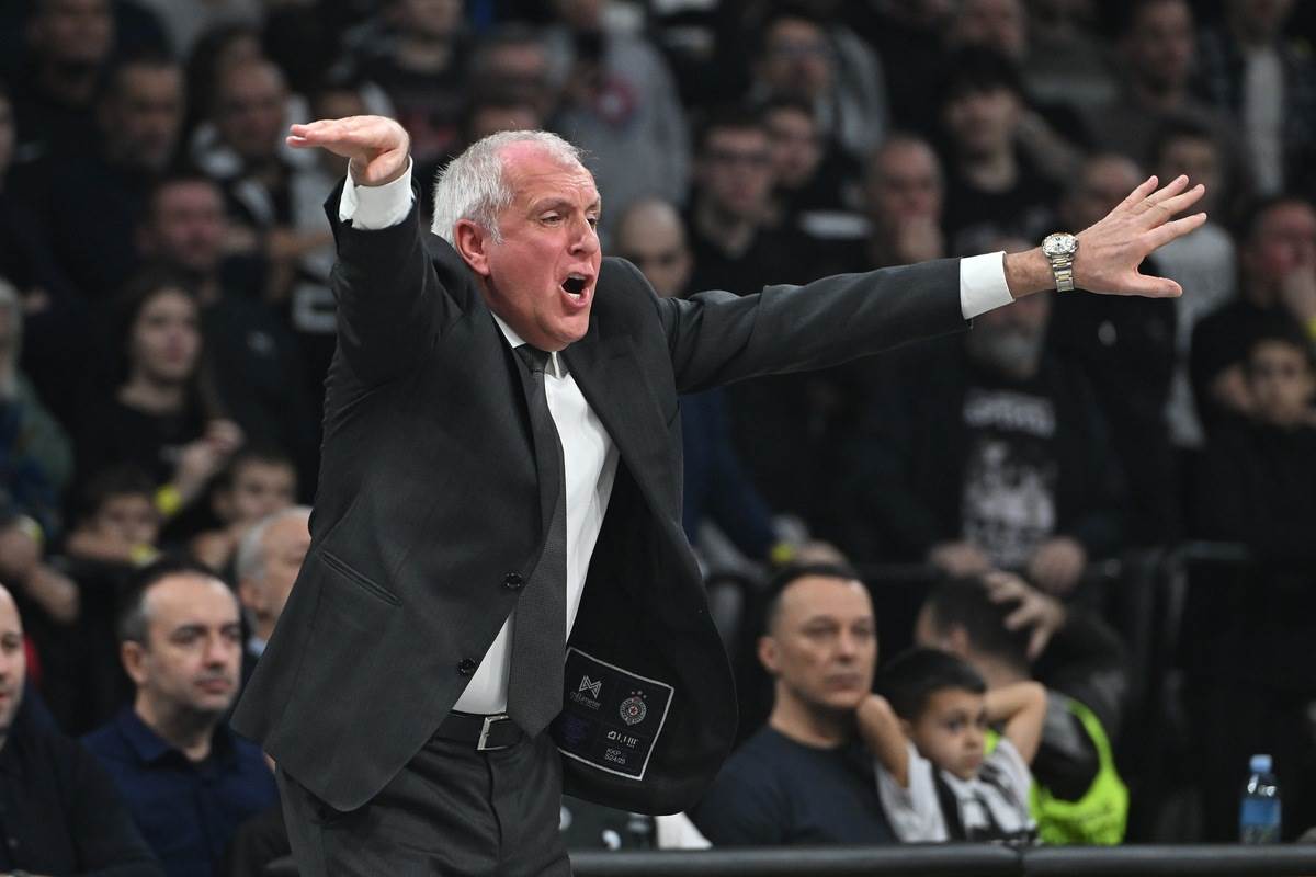 Partizan Fenerbahče (17).JPG