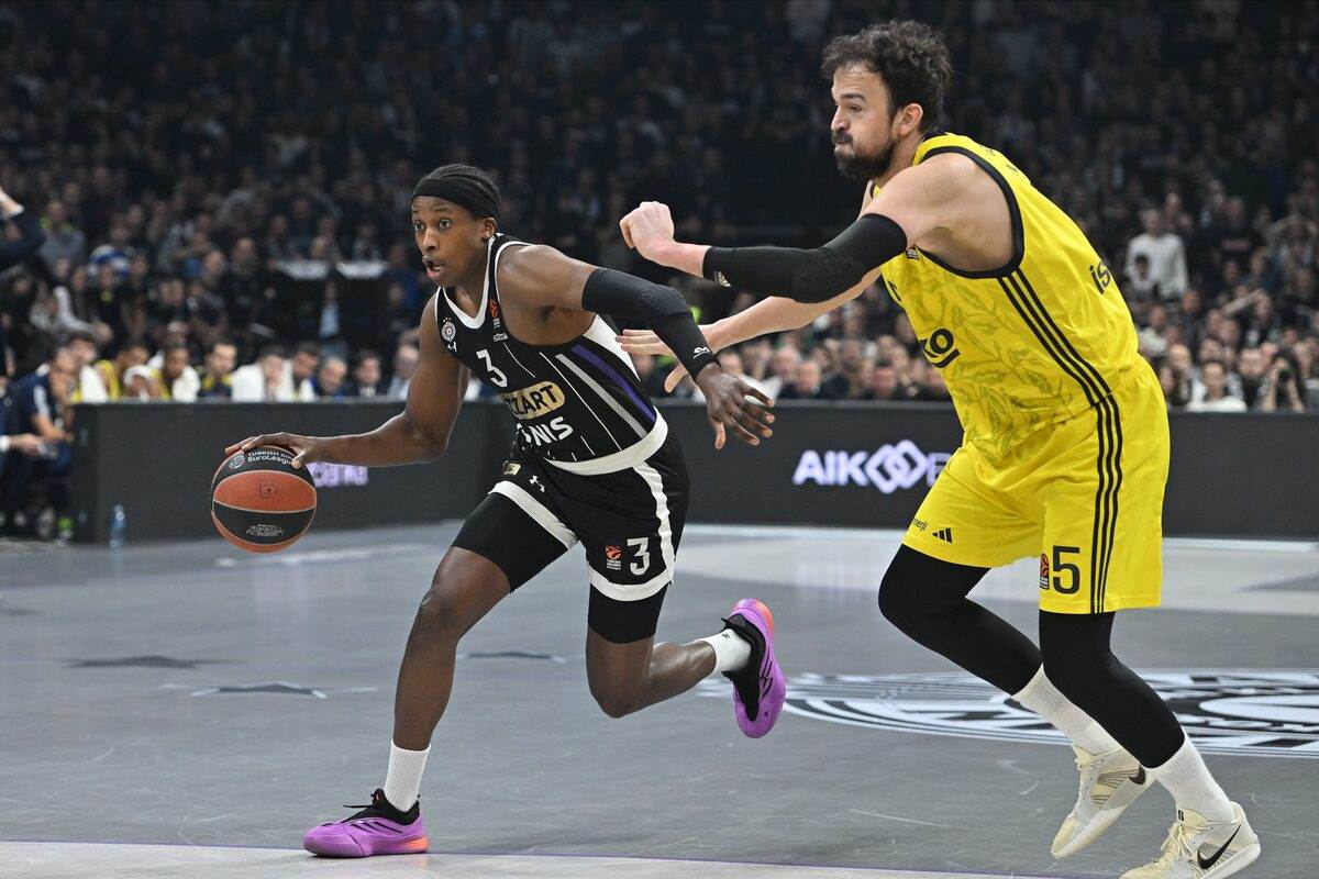 Partizan Fenerbahče (30).JPG