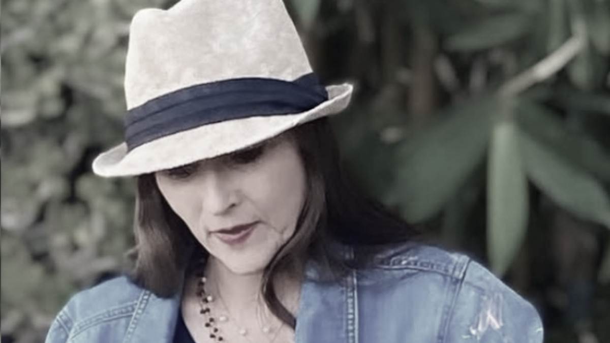 Olivija Hasi naslovna.jpg