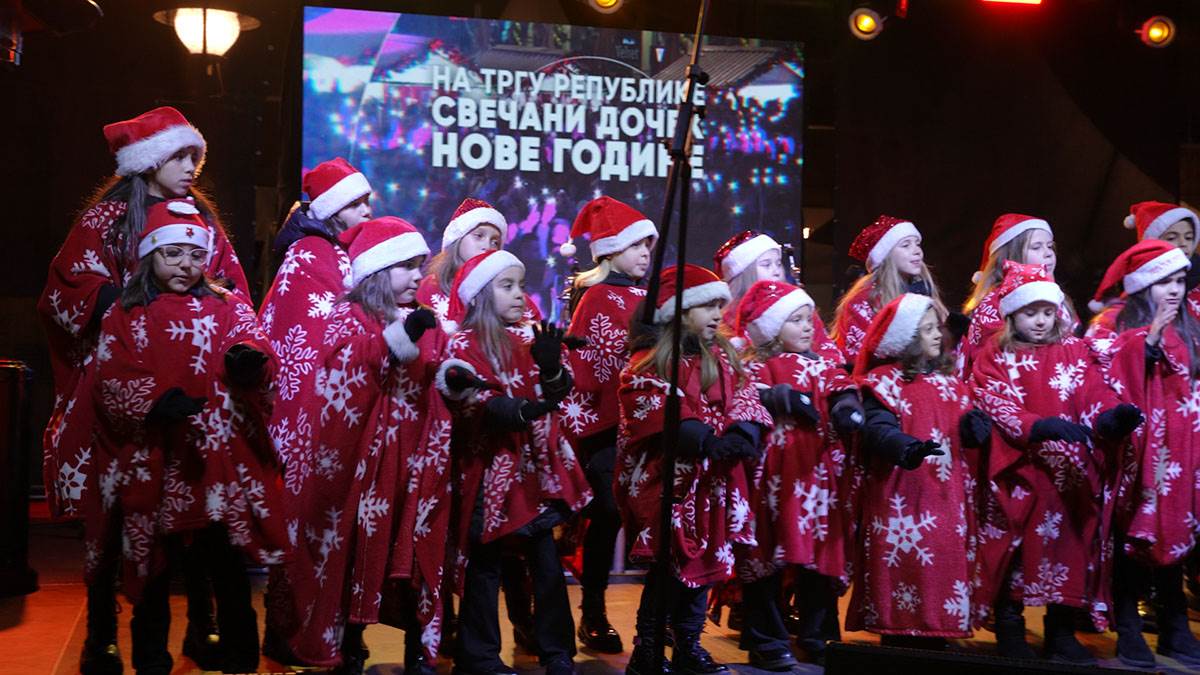 koncertu dečjeg hora  „Čarolija.  (6).jpg