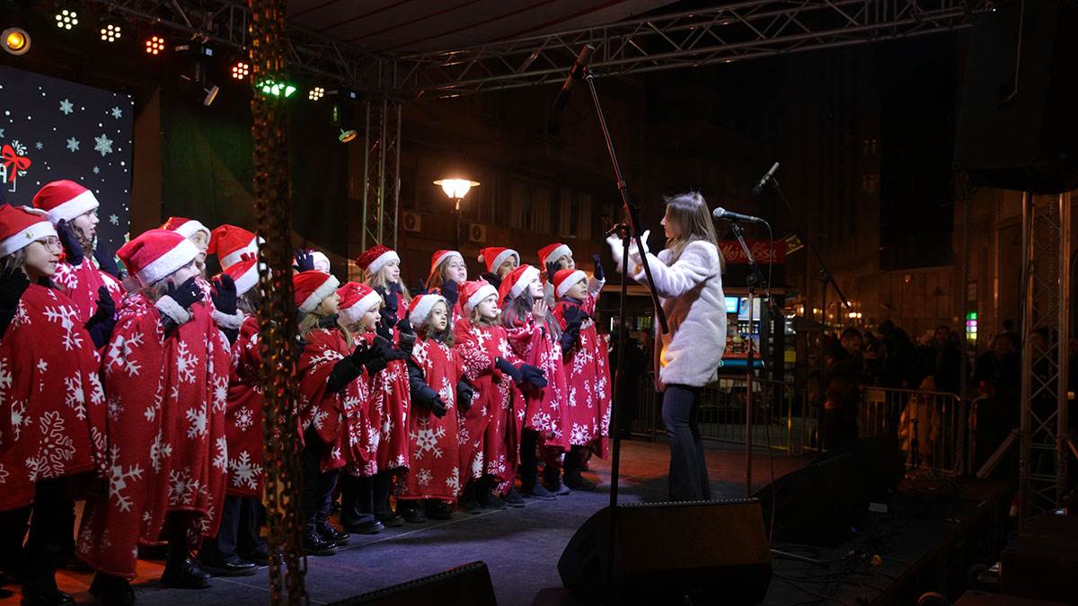 koncertu dečjeg hora  „Čarolija.  (7).jpg