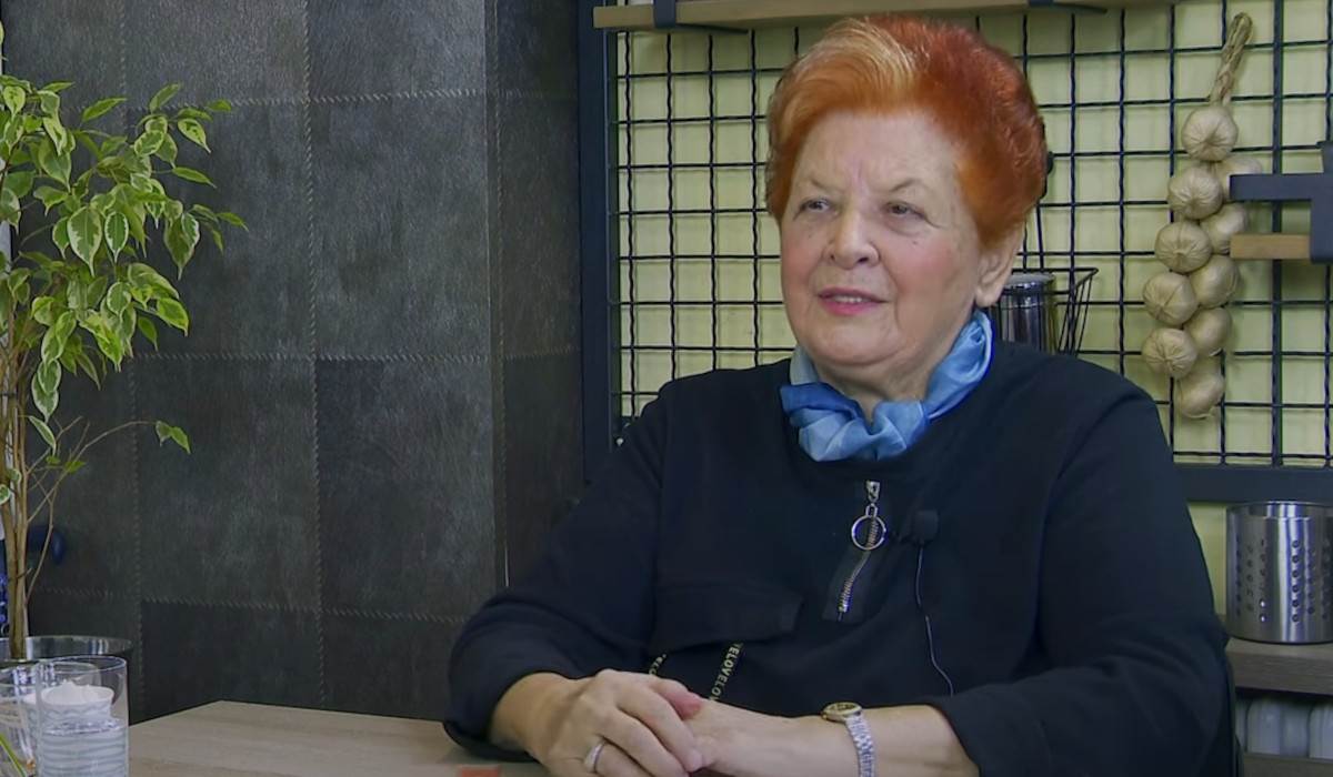 Bogdanka Đurić, igrač narodne igre-solista.jpg