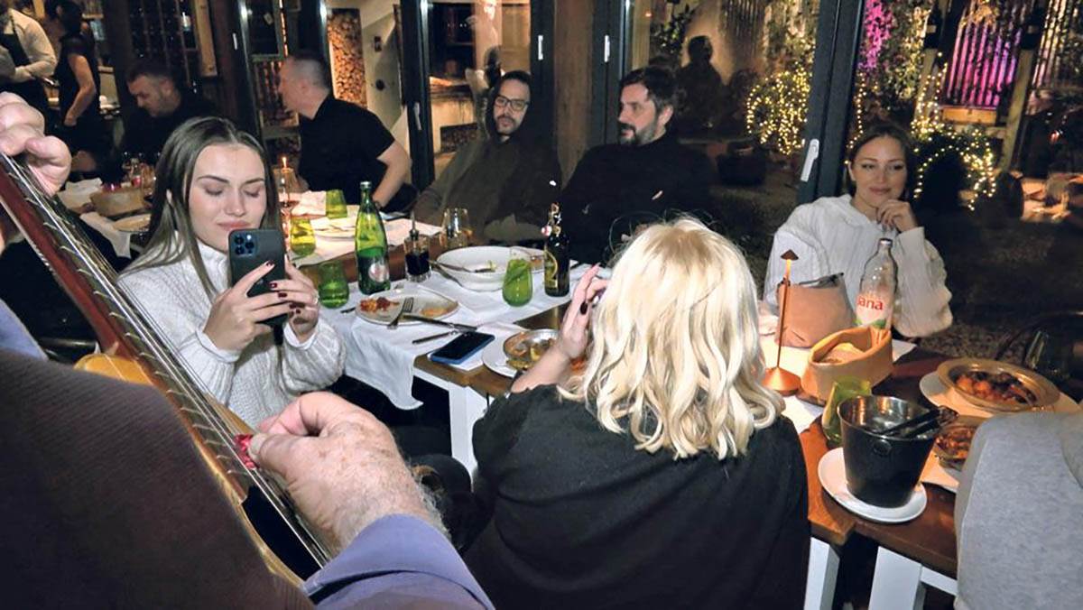 Dolazak Aleksandre Prijović u Sarajevo (3).jpg