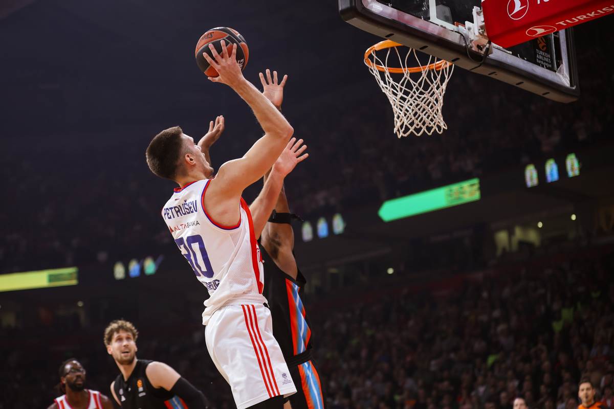 Zvezda - Pariz (1).JPG