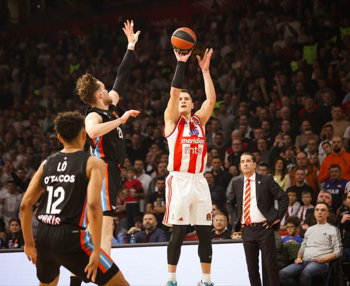 Zvezda - Pariz (6).JPG