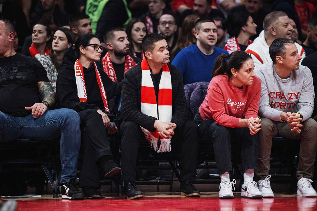 Anja Radonjić - porodica copy.jpg