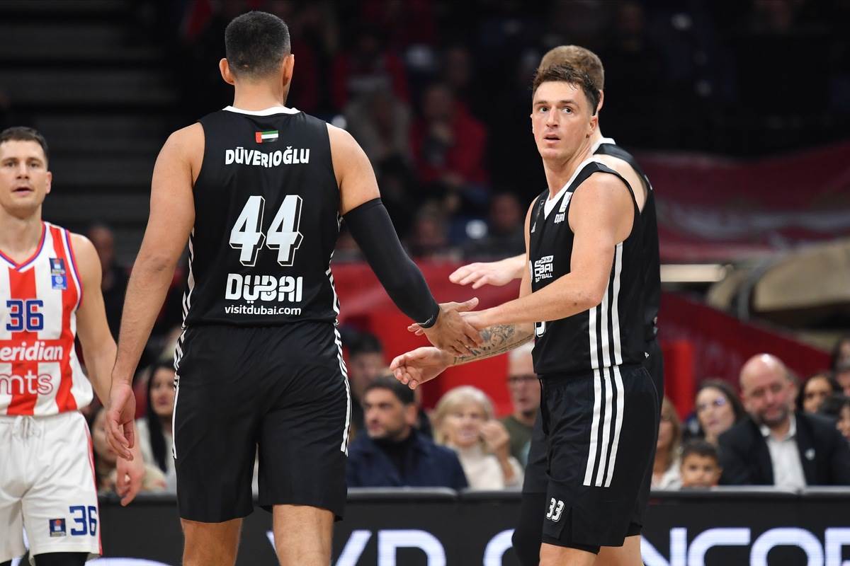 Crvena Zvezda - - Dubai (1).JPG