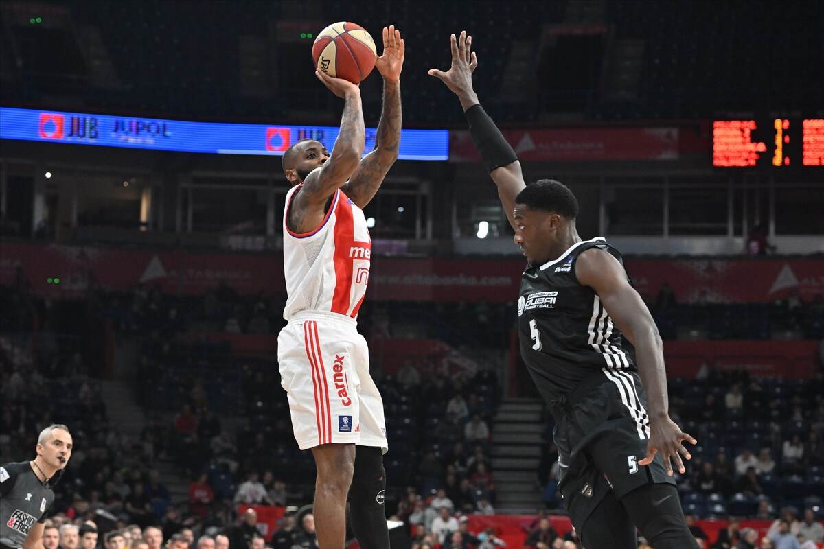 ZVEZDA   -  -   DUBAI (11).JPG