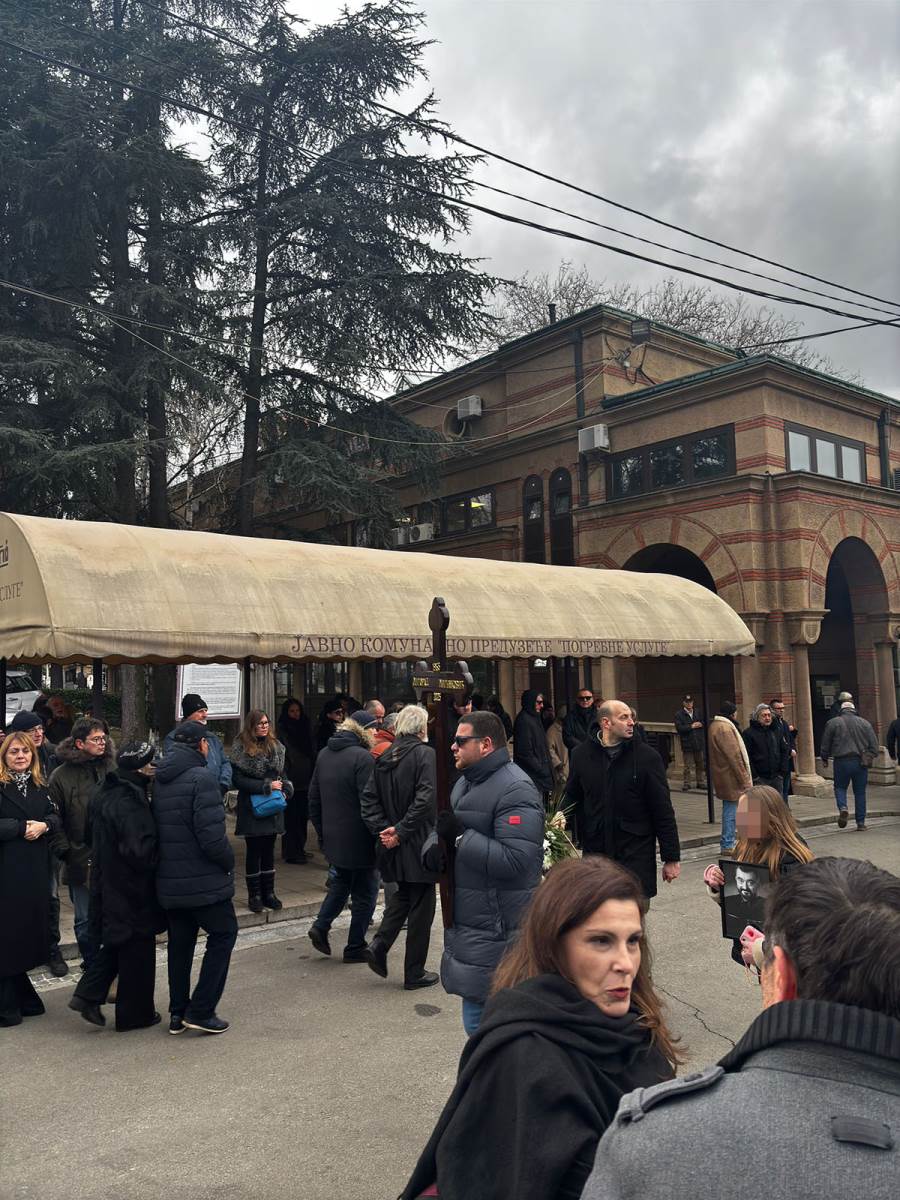 Sahrana Milorada Milinkovića (2).jpg