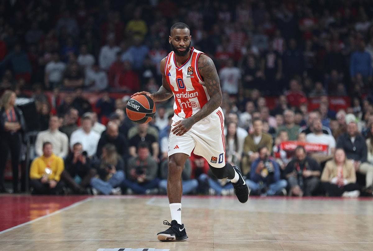 Crvena Zvezda- Fenerbahče (3).jpg