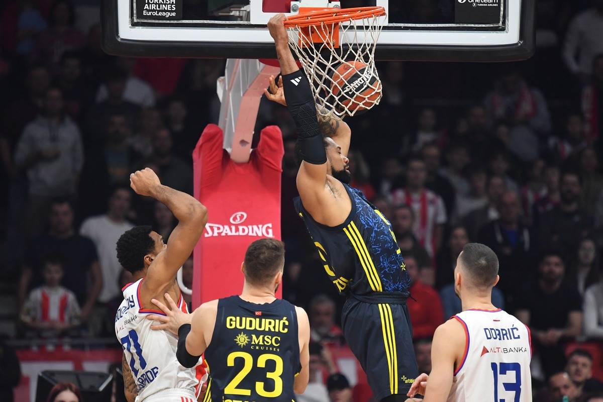 Crvena Zvezda- Fenerbahče (9).JPG