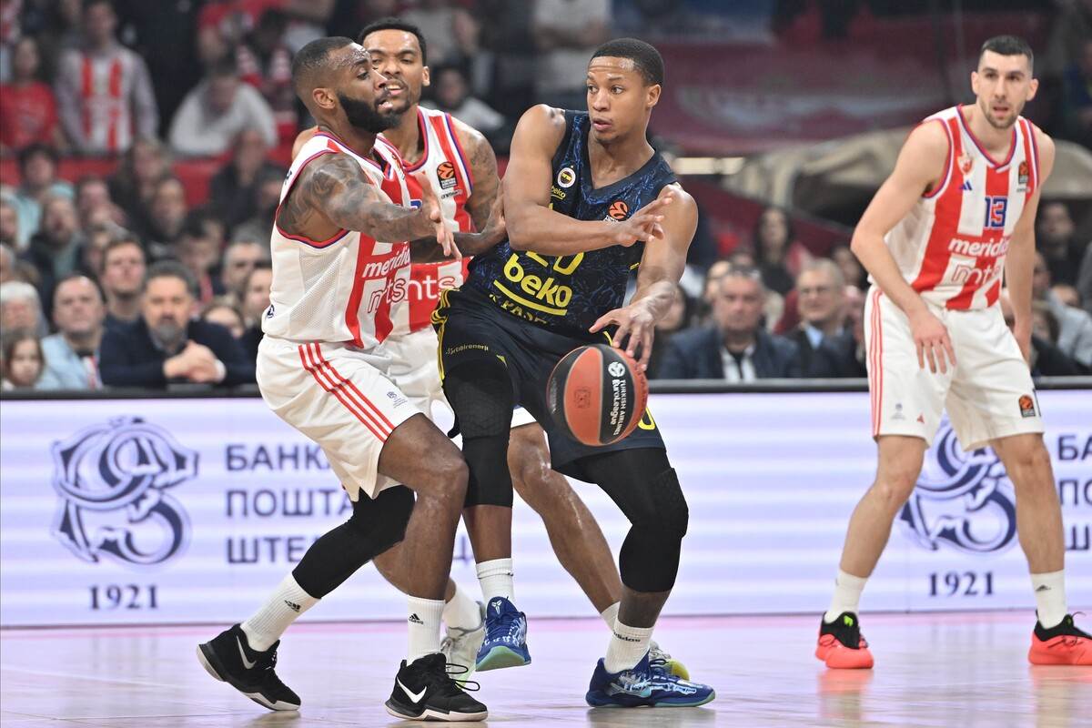 Crvena Zvezda- Fenerbahče (10).JPG