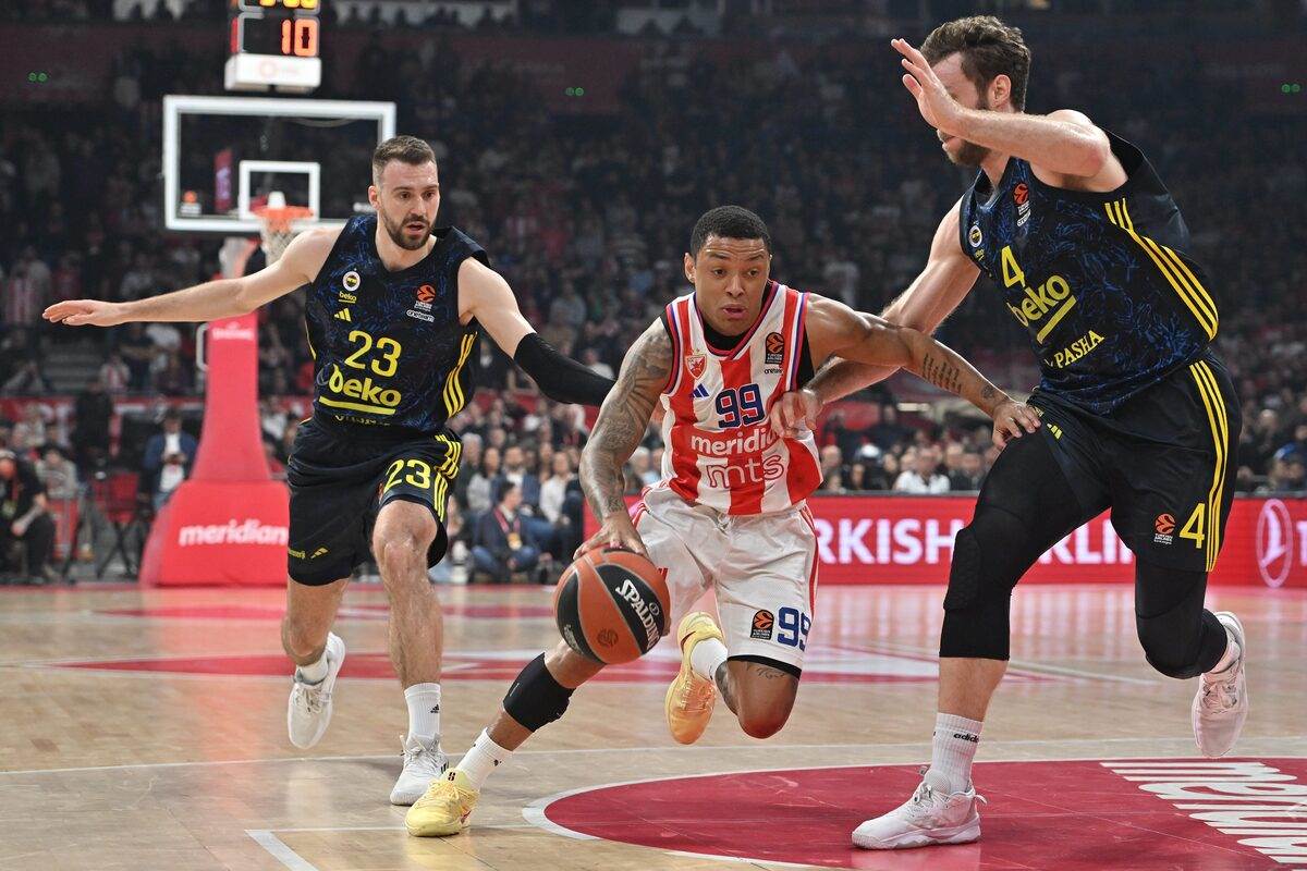 Crvena Zvezda- Fenerbahče (16).JPG