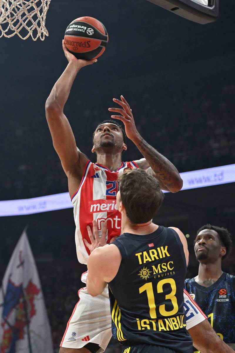 Crvena Zvezda- Fenerbahče (20).JPG