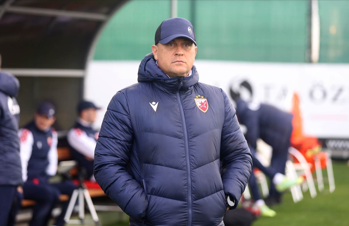 zvezda - ofk beograd (14).jpg