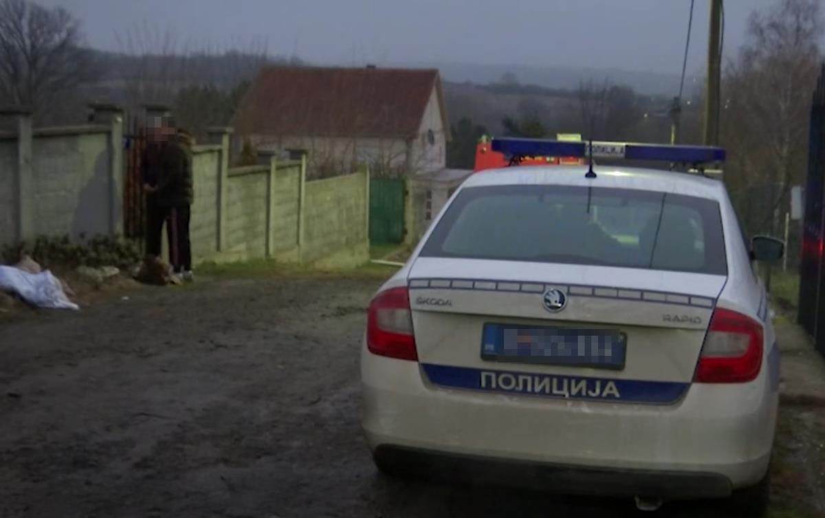 Potresne scene ispred staračkog doma u Barajevu (1).jpg