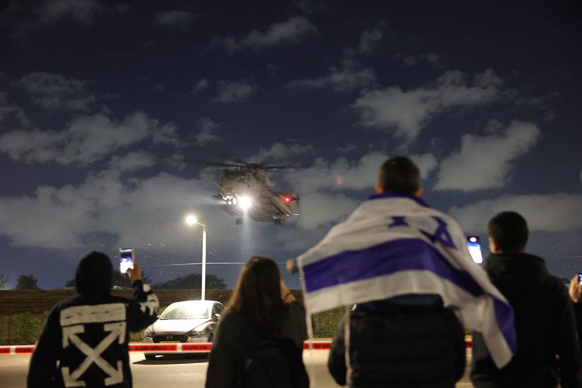 Hamas oslobodio 3 izraelska taoca (1).jpg