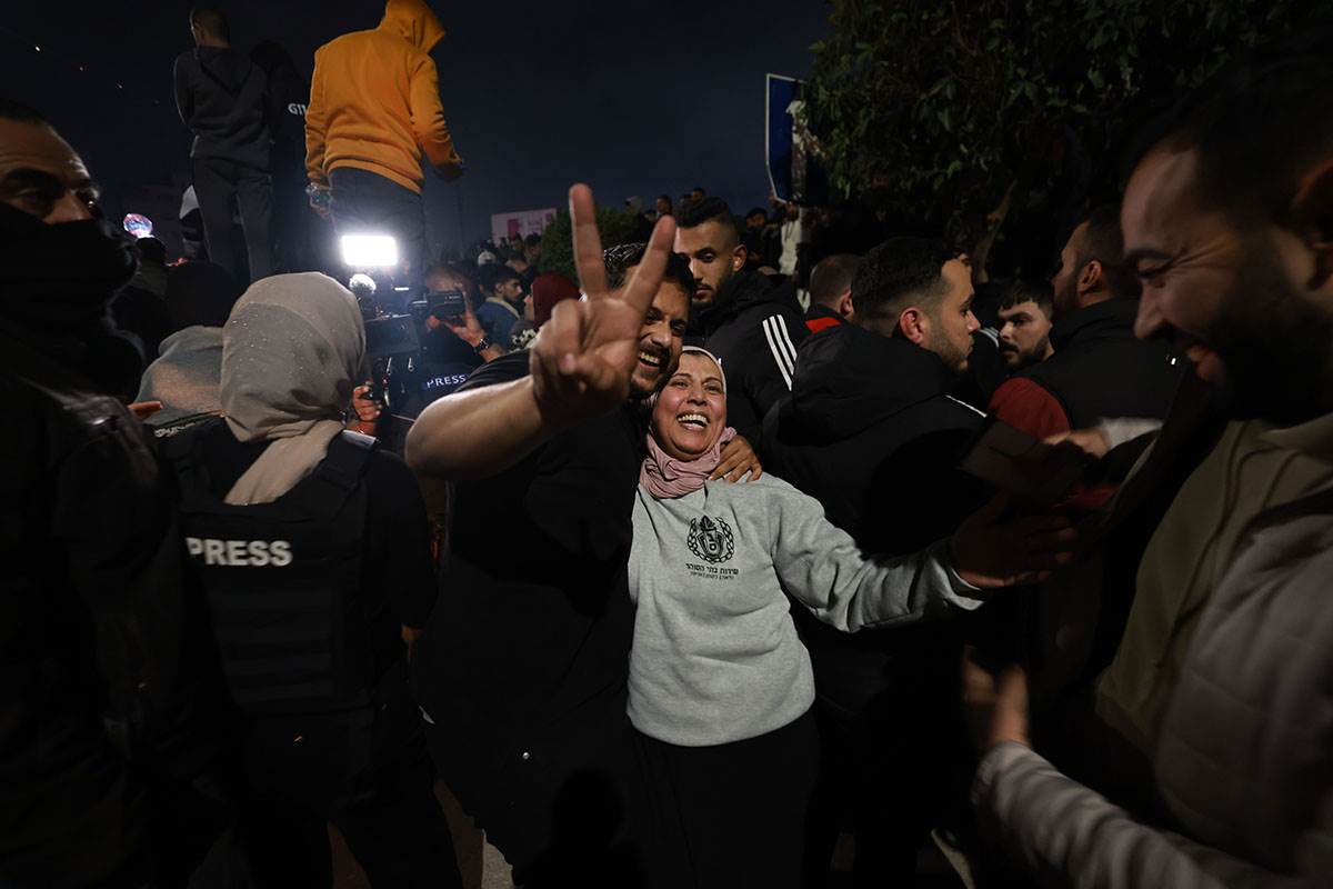 Oslobođeni palestinski zatvorenici (2).jpg