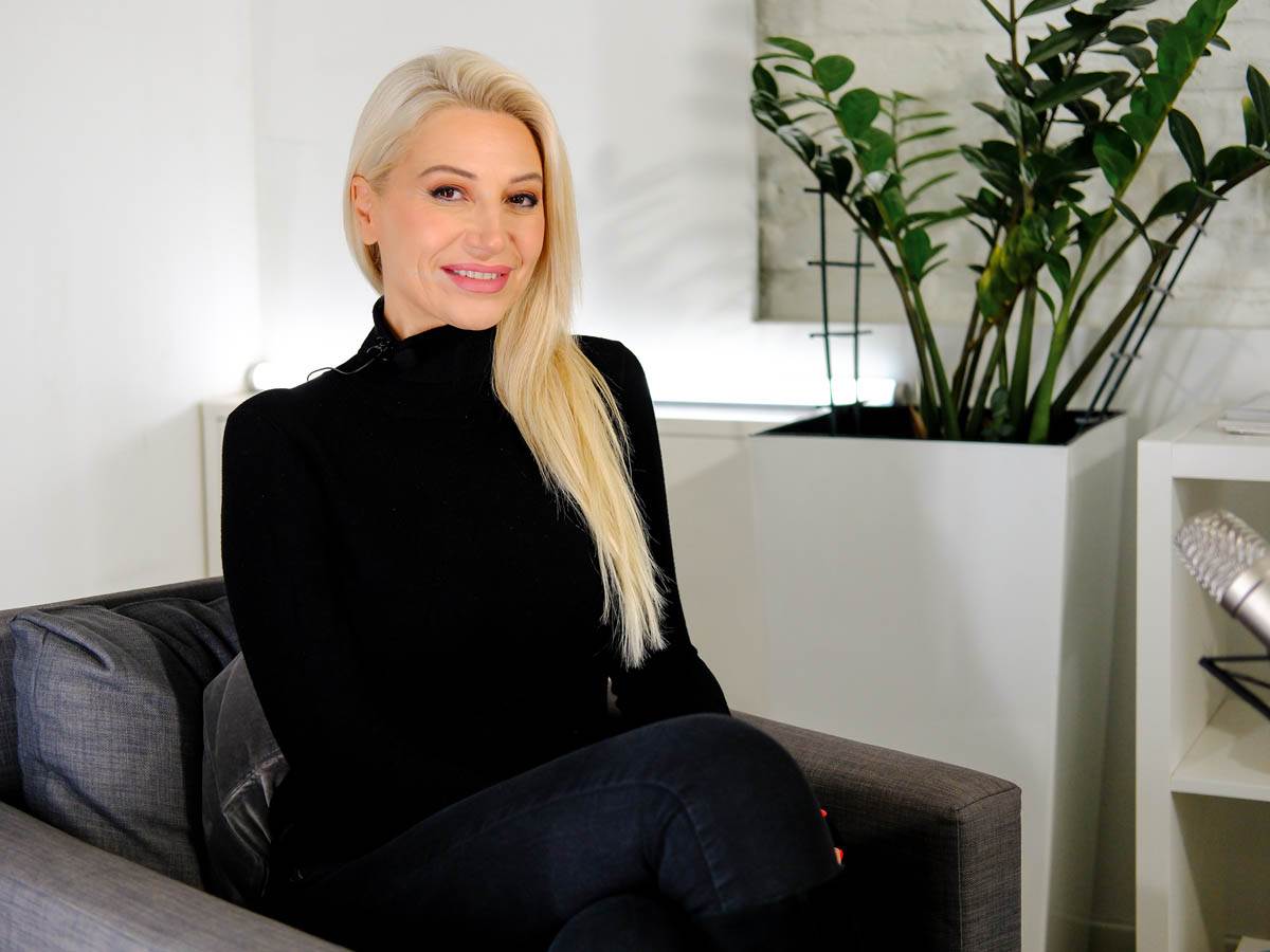 Jelena Jovičić prodala stvari u butiku otkrio je Emir Kusturica