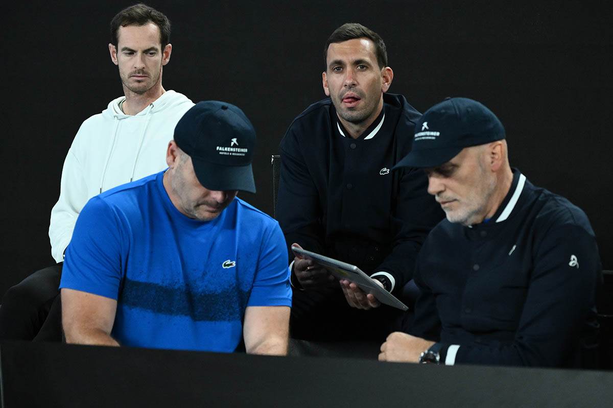 Novak Đoković može da osvoji Vimbldon kaže Tim Henman
