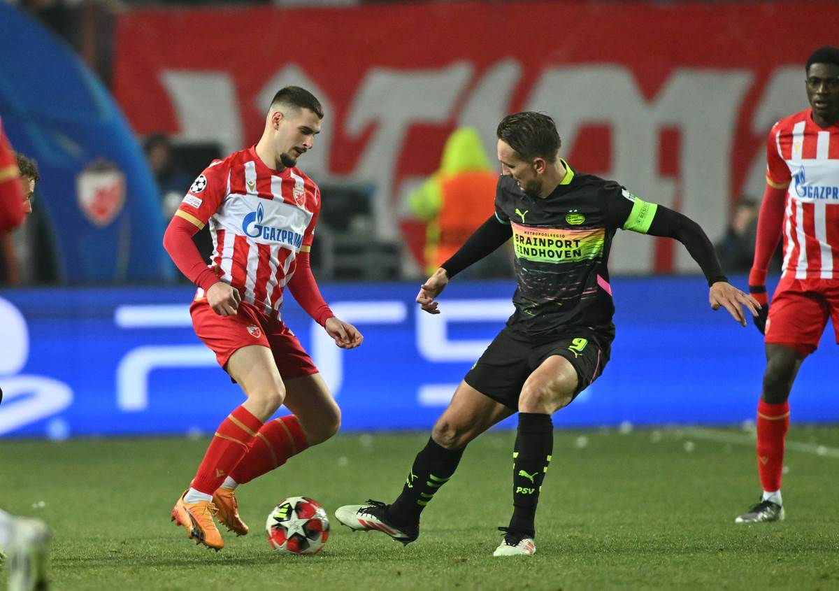 PSV - zvezda  (9).jpg