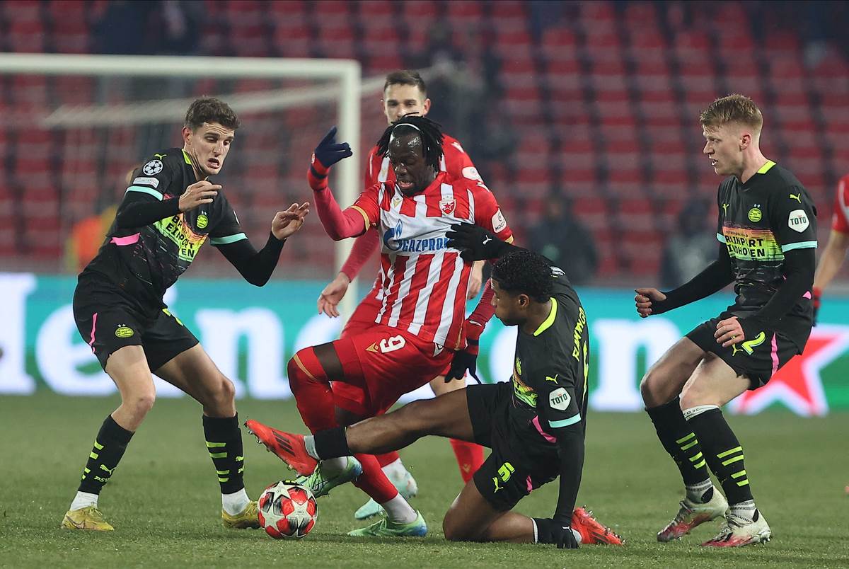 PSV - zvezda  (11).jpg