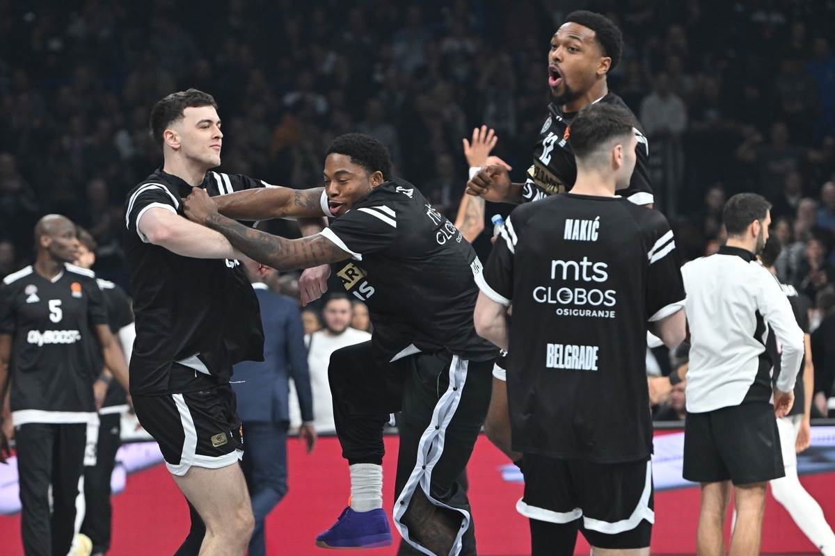 Partizan Pariz (6).JPG