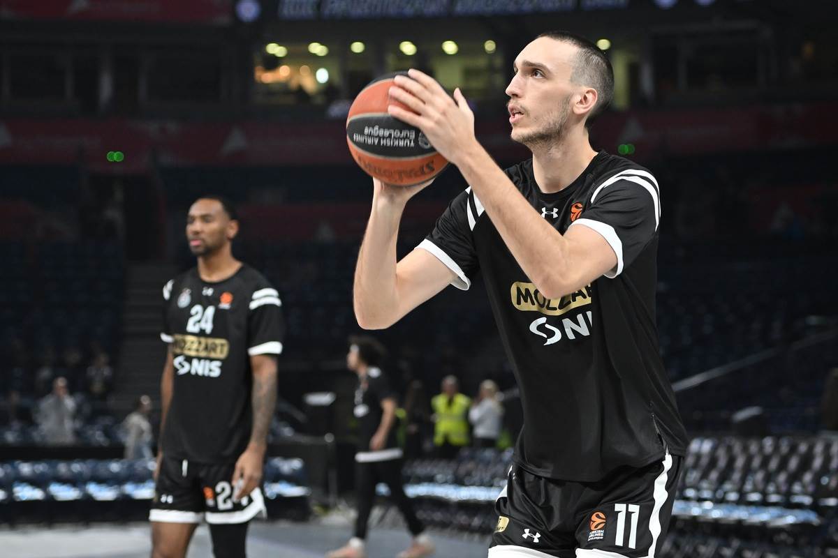 Partizan Pariz (16).JPG