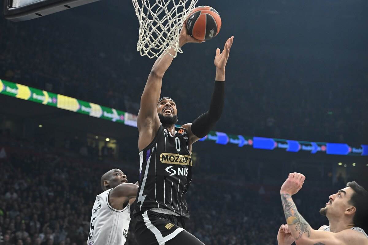 PARIZ - - Partizan  (8).JPG