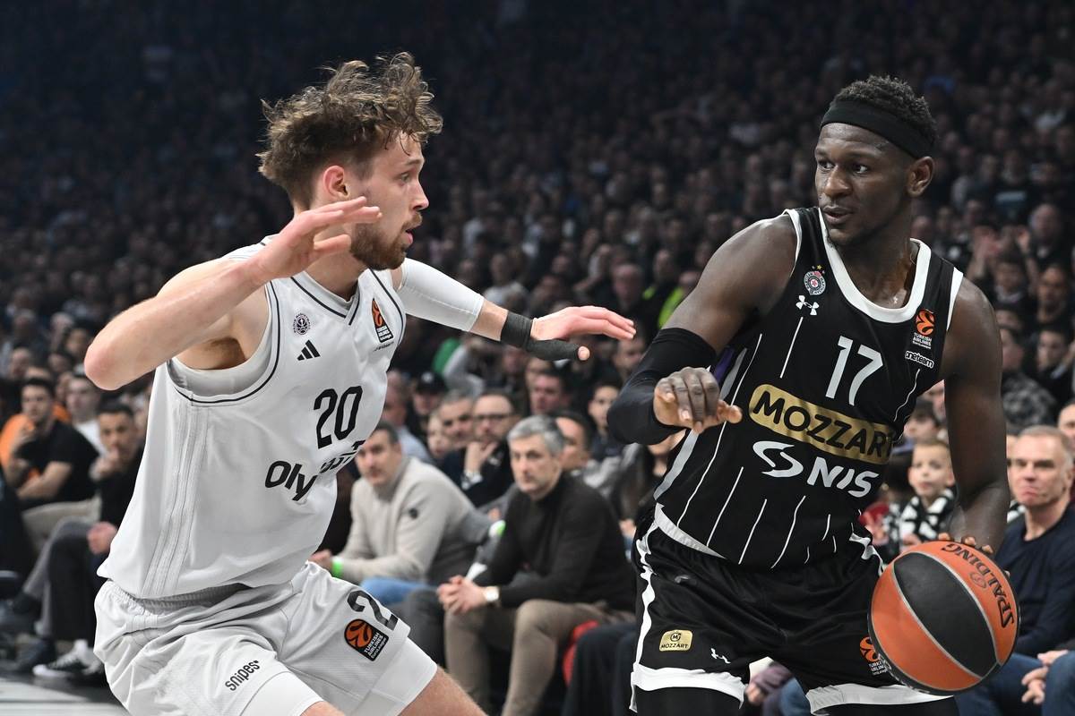 PARIZ - - Partizan  (11).JPG