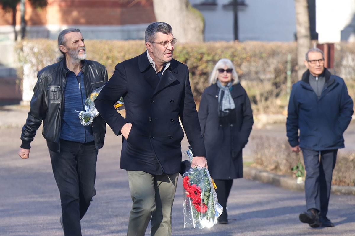 Pomen Ksenija Vucic, Novo Groblje (2).jpg