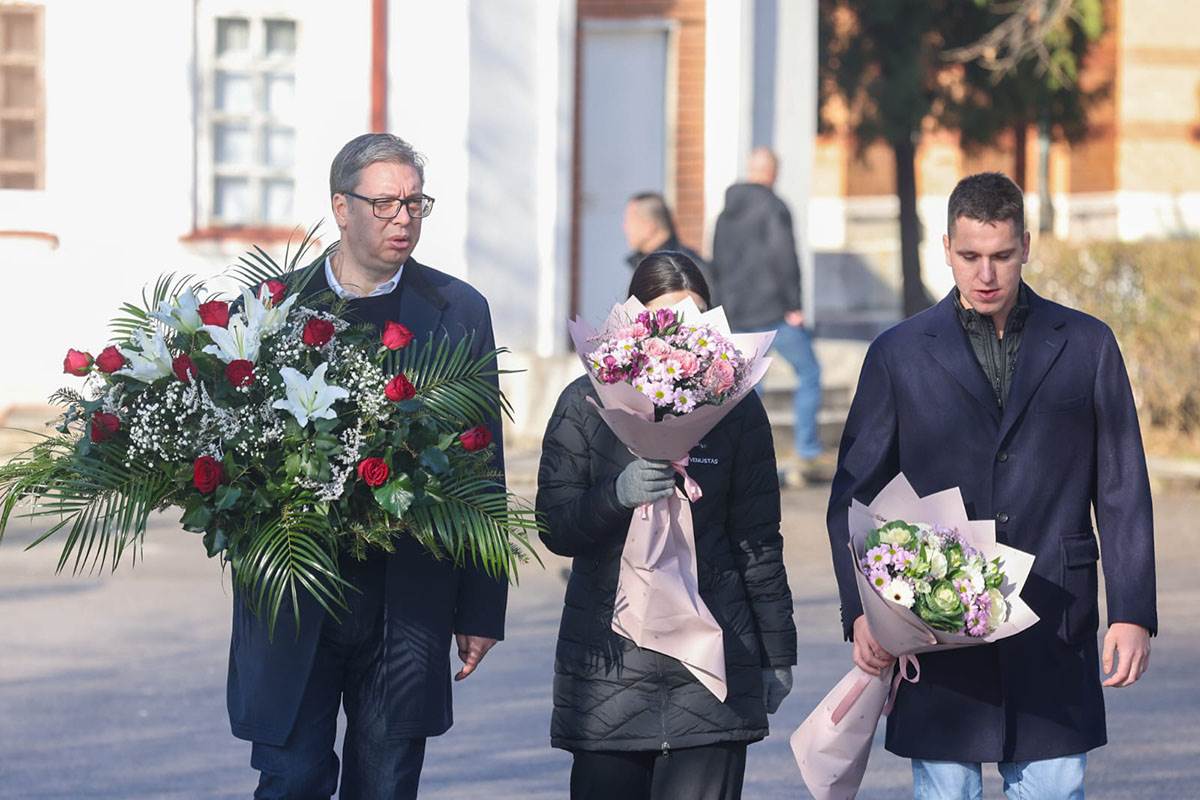 Pomen Ksenija Vucic, Novo Groblje (16).jpg