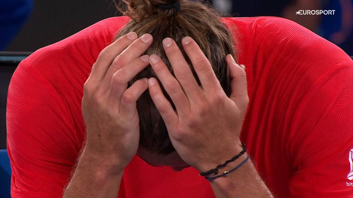 Saša Zverev plače (2).jpg