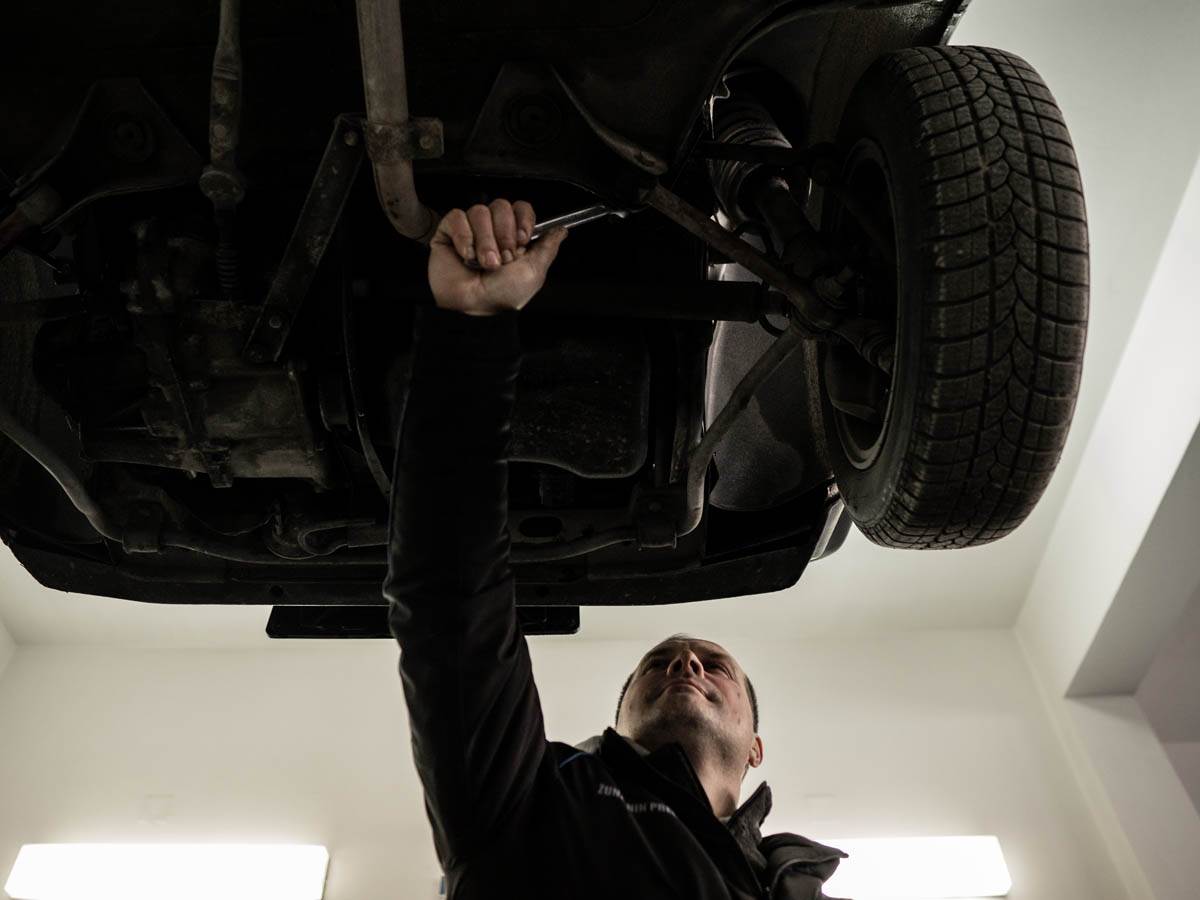 yugo_jugo_srbija_kina_za_naše_heroje_stefan_stojanović_ (5).jpg