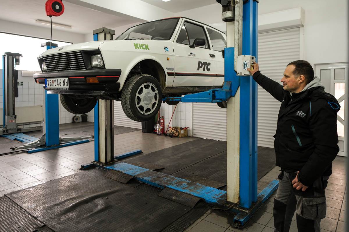 yugo_jugo_srbija_kina_za_naše_heroje_stefan_stojanović_ (23).jpg