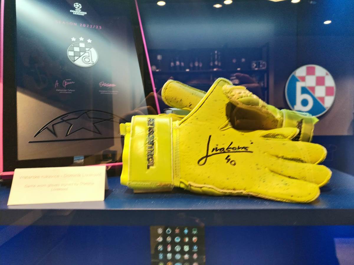 Dinamo Zagreb šop (10).jpg