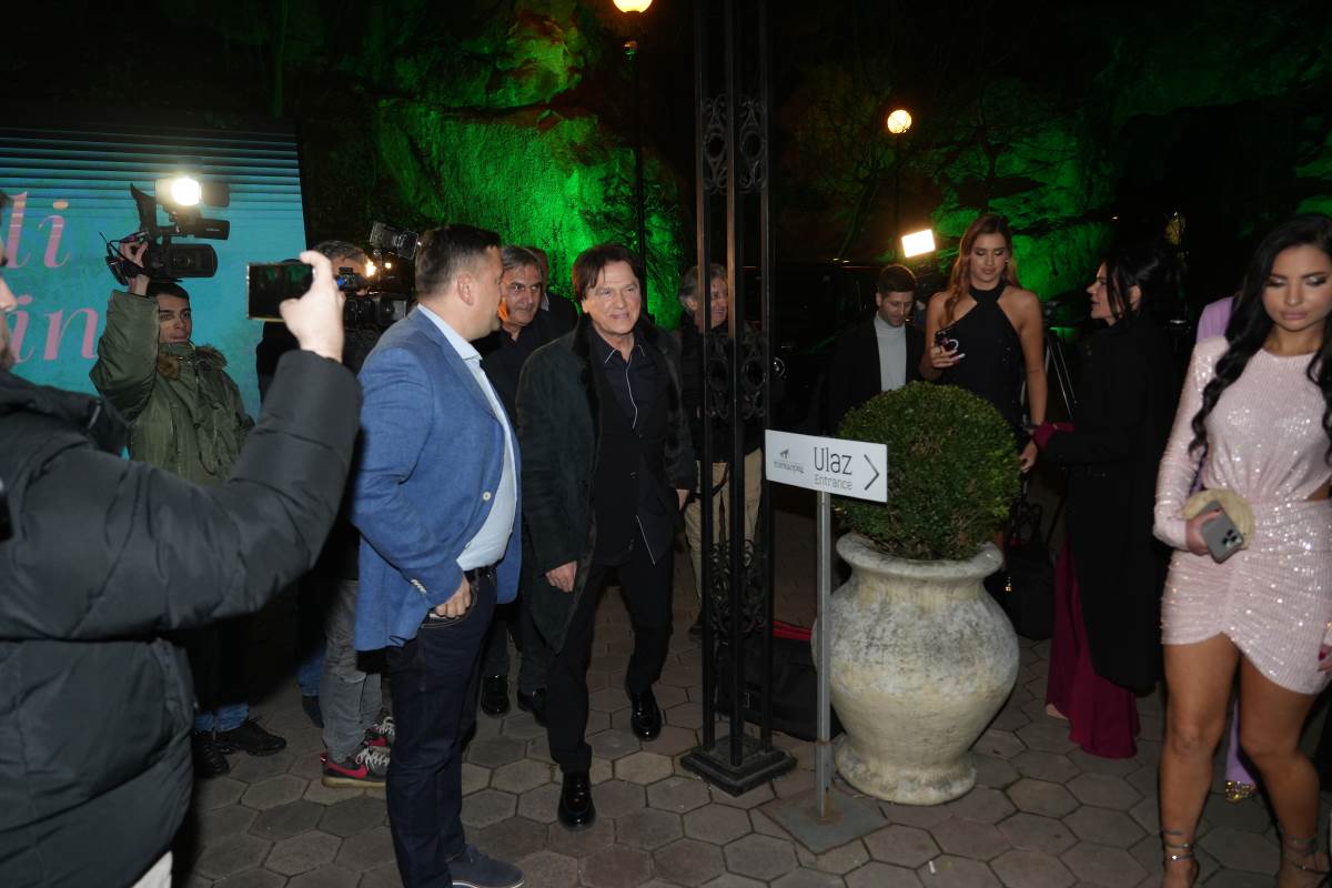 Zdravko Čolić sa ćerkom Larom