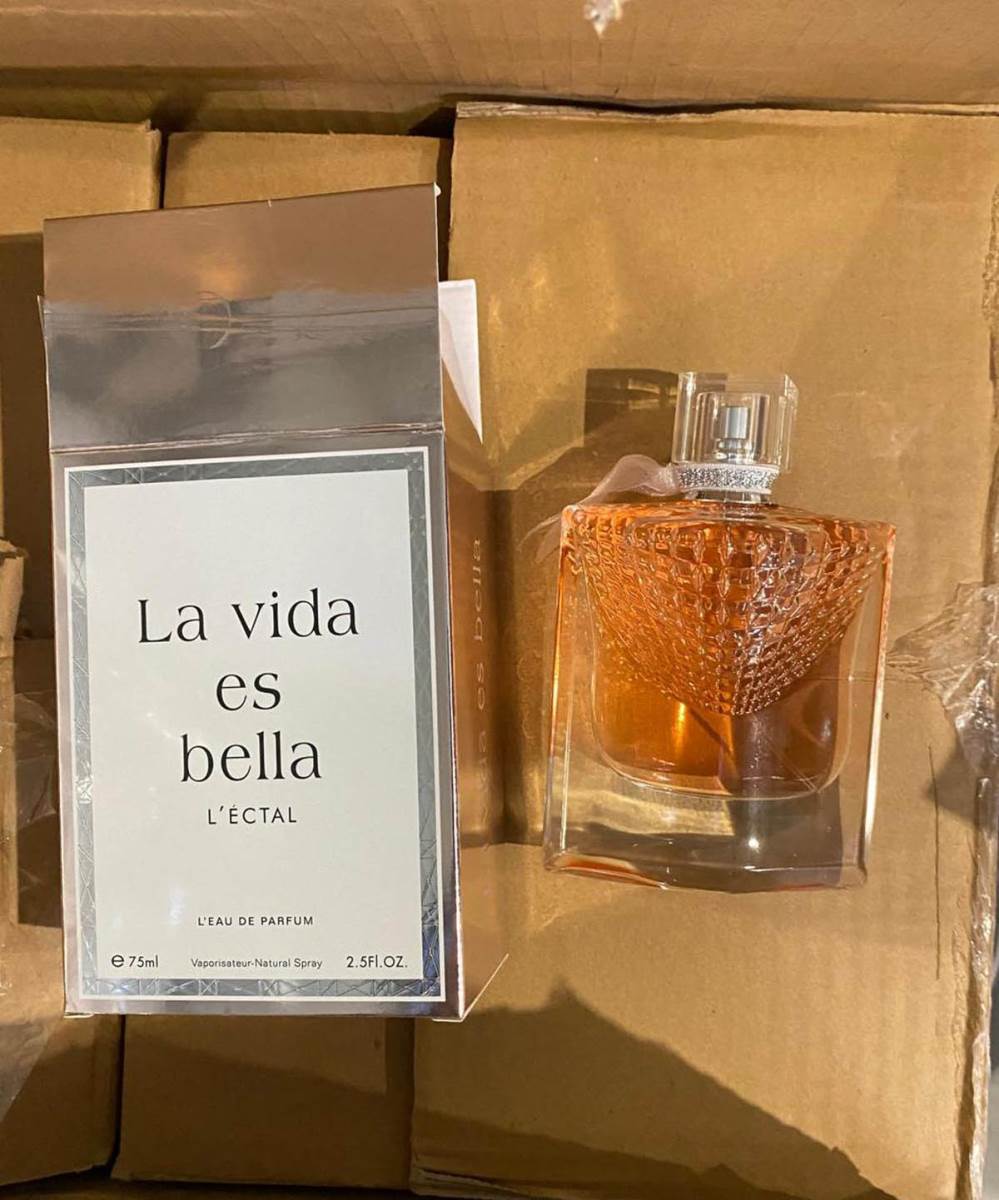 zaplenjeni parfemi na granici (3).jpg