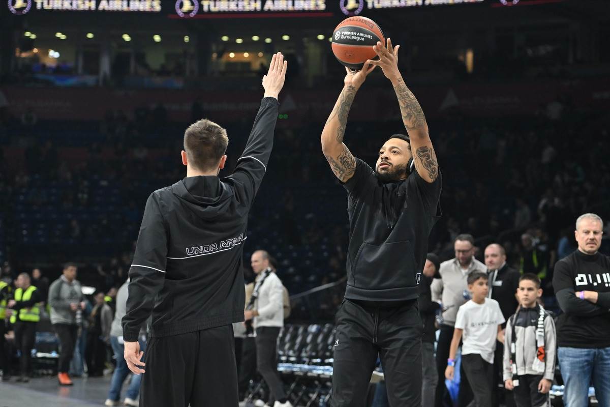 Partizan Zvezda Derbi (12).JPG