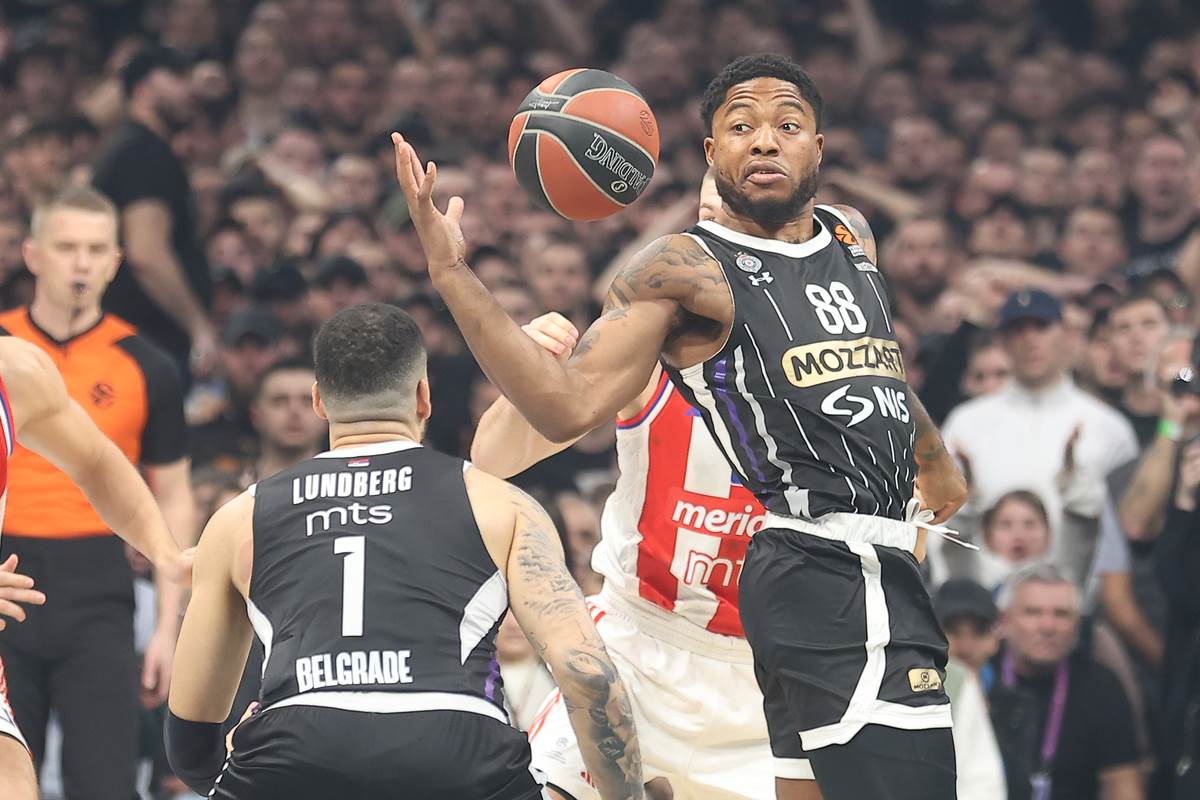 Partizan Zvezda Derbi derbi (5).JPG