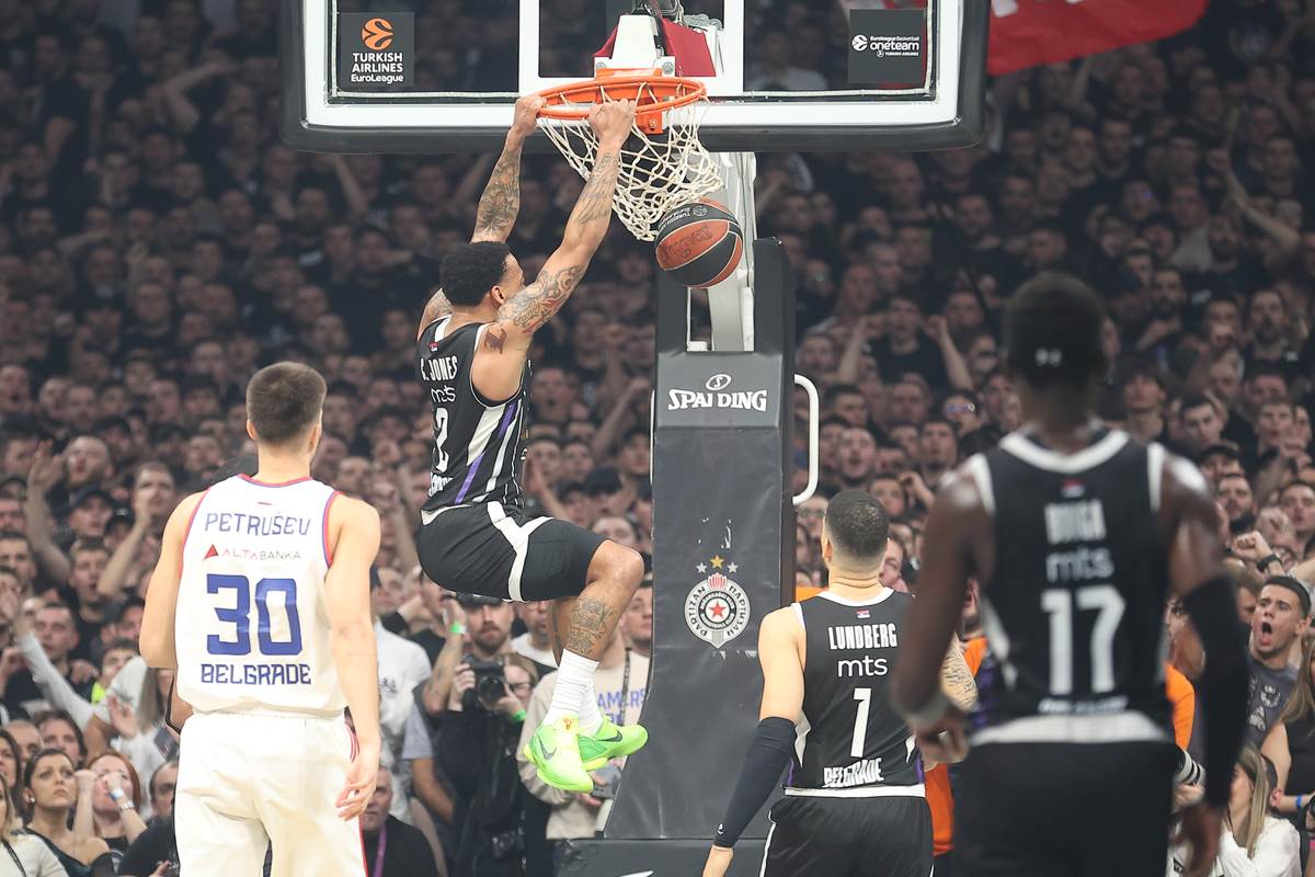 Partizan Zvezda Derbi derbi (6).JPG