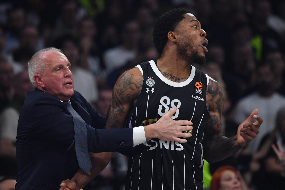 Partizan - Zvezda  (4).JPG