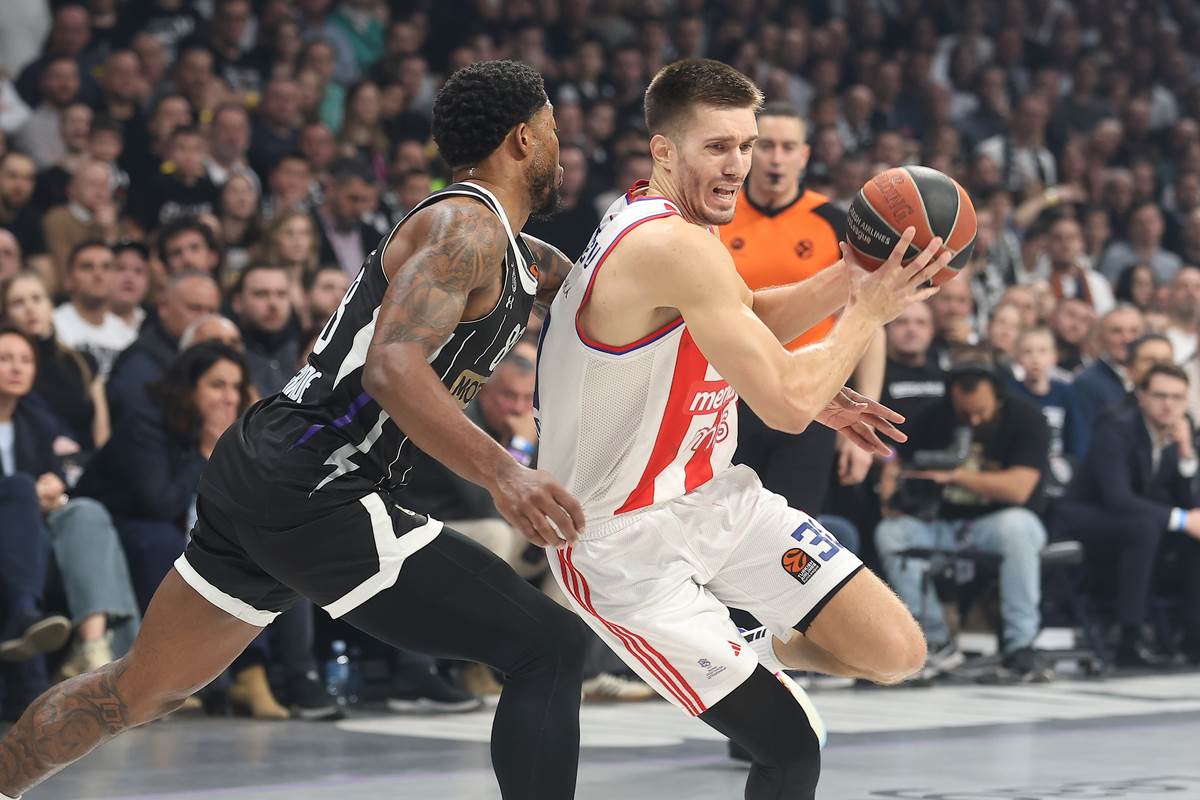 ZVEZDA - PARTIZAN  (2).JPG