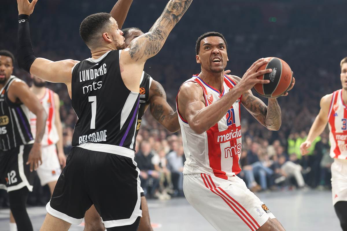 ZVEZDA - PARTIZAN  (11).JPG