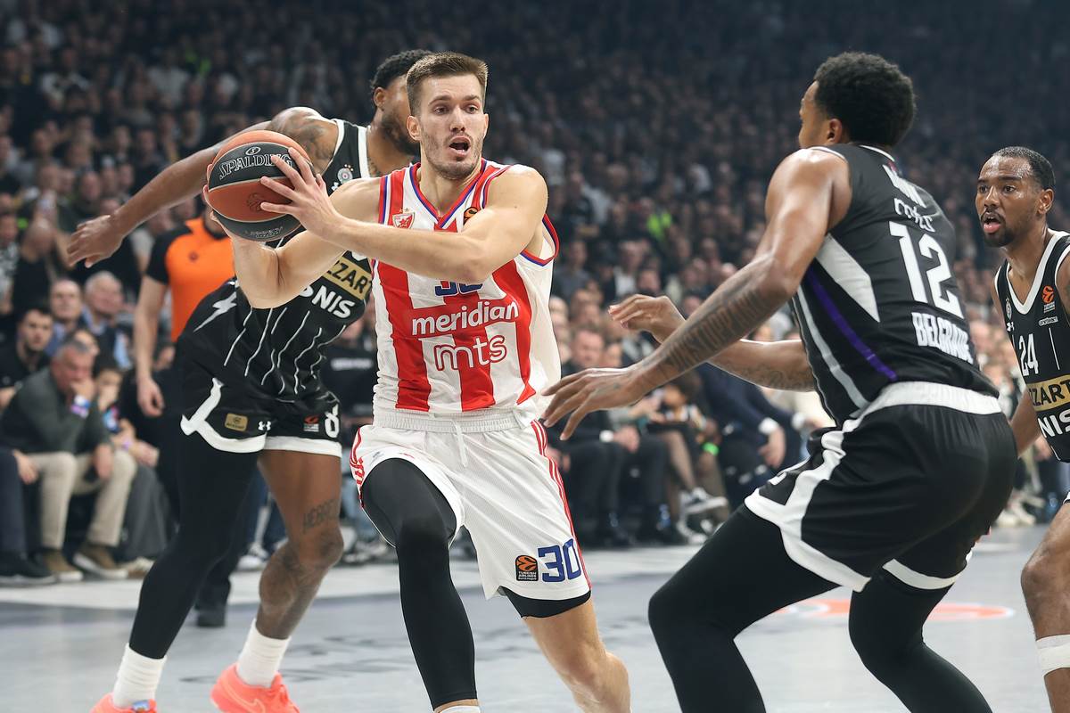 ZVEZDA - PARTIZAN  (12).JPG