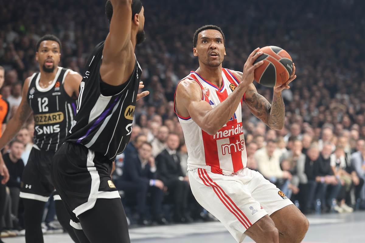 ZVEZDA - PARTIZAN  (15).JPG