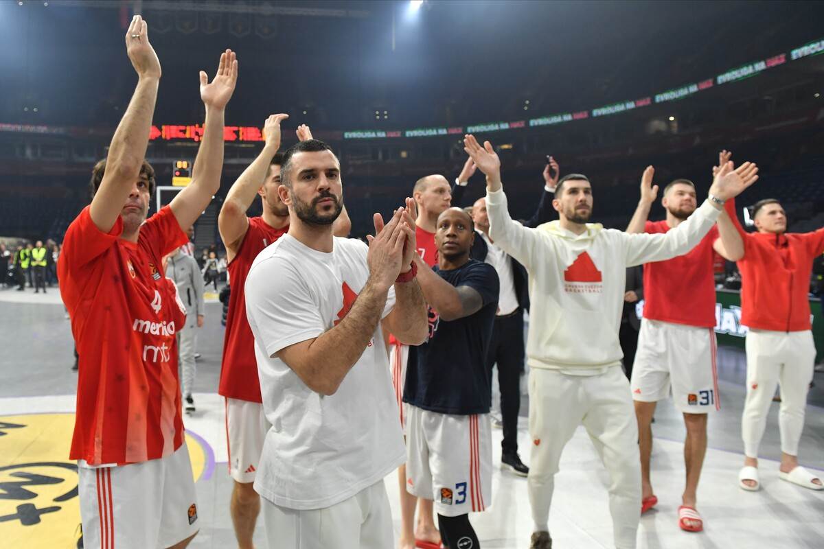 Crvena Zvezda, slavlje, derbi  (2).JPG