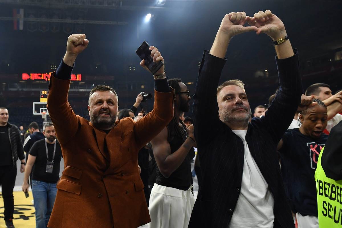 Crvena Zvezda, slavlje, derbi  (7).JPG