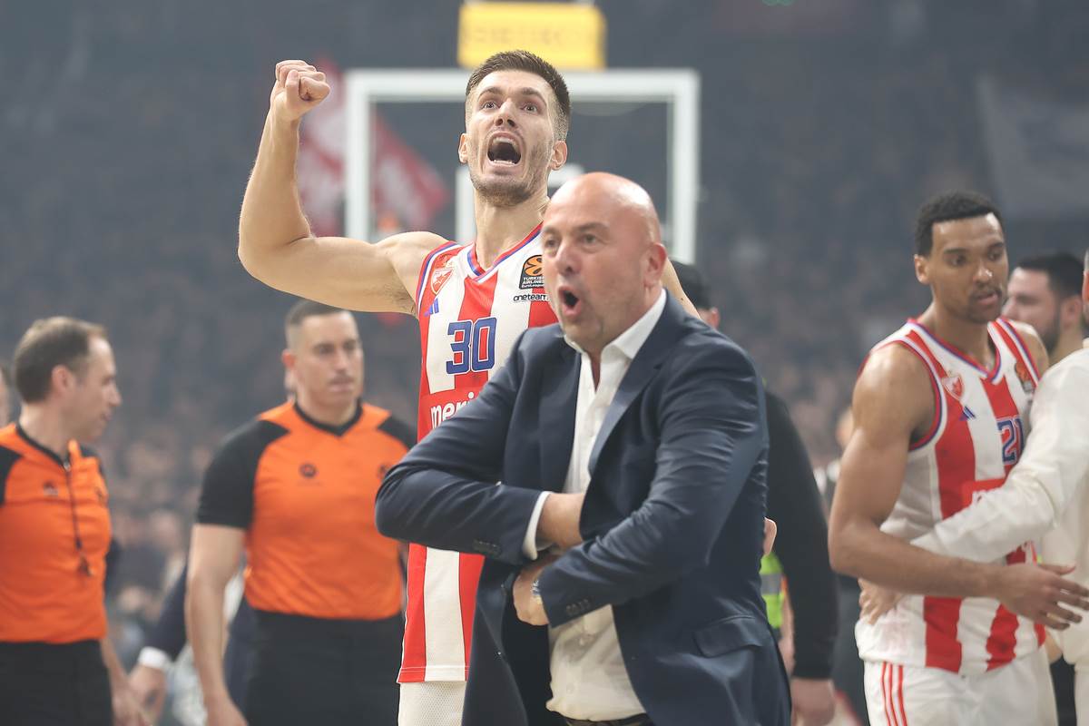 DERBI CRVENA ZVEZDA, SLAVLJE (5).JPG