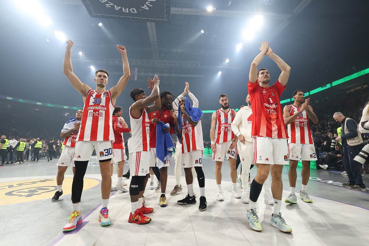 DERBI CRVENA ZVEZDA, SLAVLJE (11).JPG